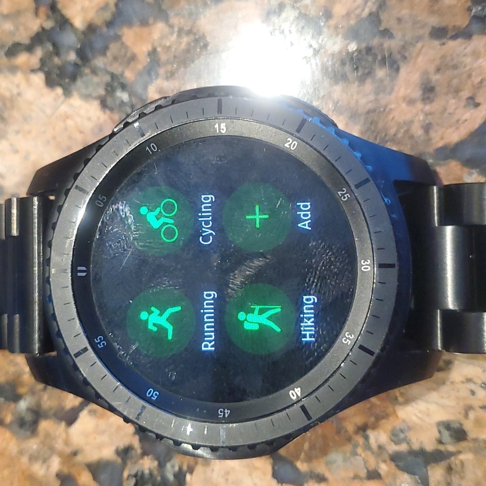 Samsung Gear 3 Frontier 46mm Smart Watch, New Battery & Charger & X-tra Bands - Picture 11 of 16